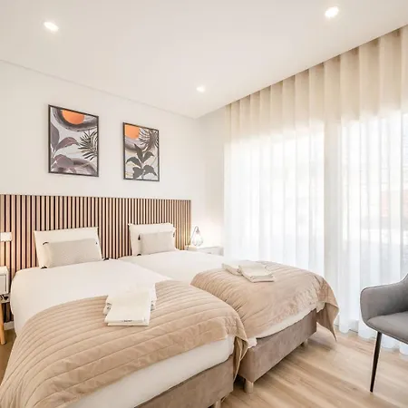 Guestready - Striking Hideaway In Almada בית נופש *