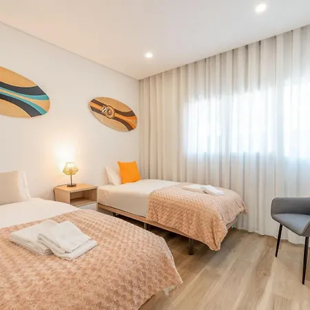 בית נופש Guestready - Striking Hideaway In Almada *