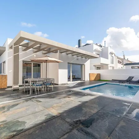 Guestready - Striking Hideaway In Almada Charneca (Setubal)